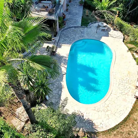 Σπίτι διακοπών Bas De Avec Piscine A Partager, Sur La Cote D'azur Vallauris